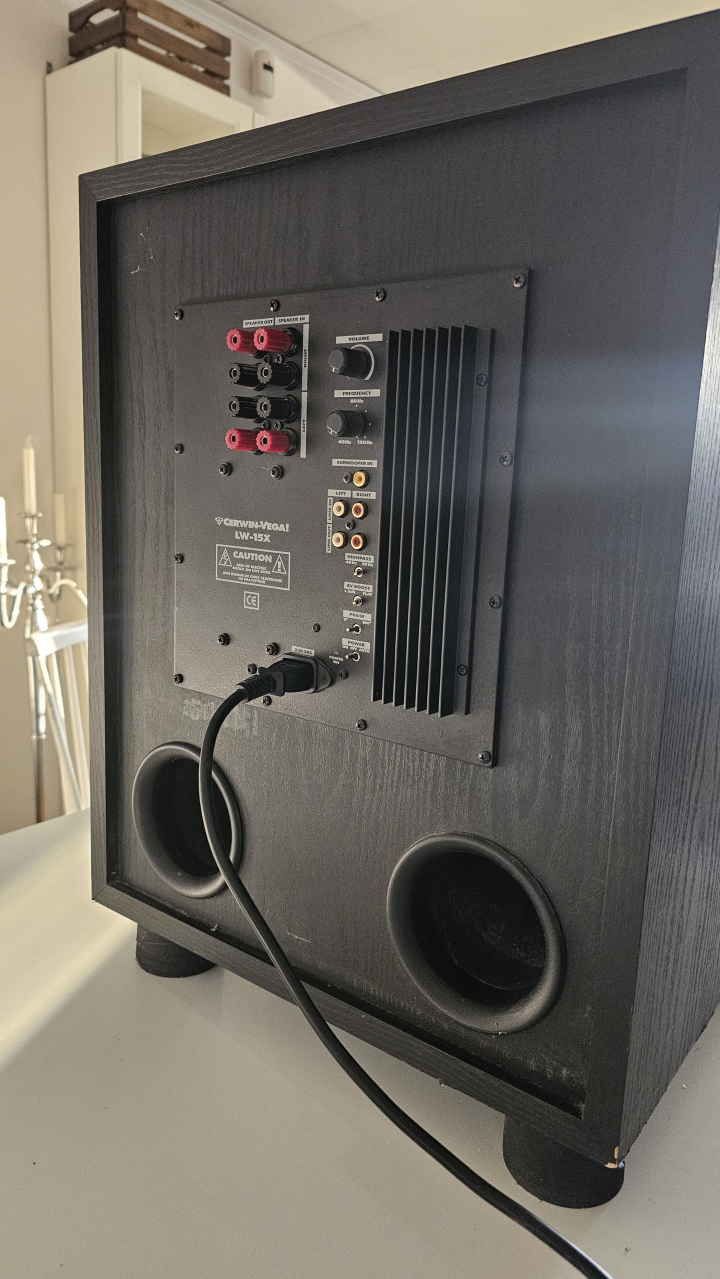 Cerwin-Vega LW-15X subwoofer 