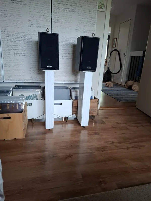 Q acoustics stativ - Bild 2 av 2