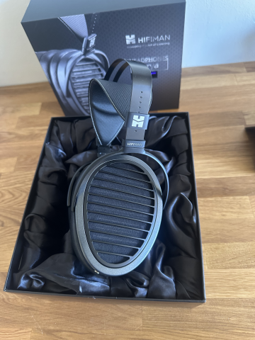 Hifiman Arya