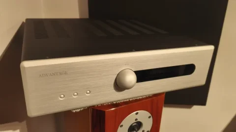 Advantage s101/Bladelius Thor (BARA FÖRSTEG!) Advantage s101/Bladelius Thor (BARA FÖRSTEG!)