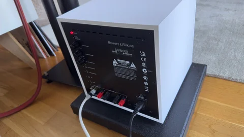 Bowers & Wilkins ASW608