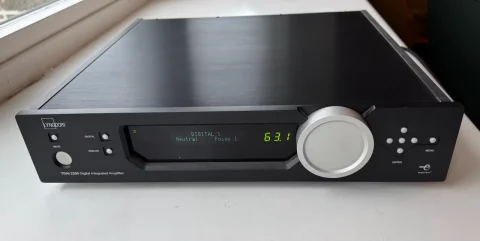 Lyngdorf TDAI 2200 med RoomPerfect