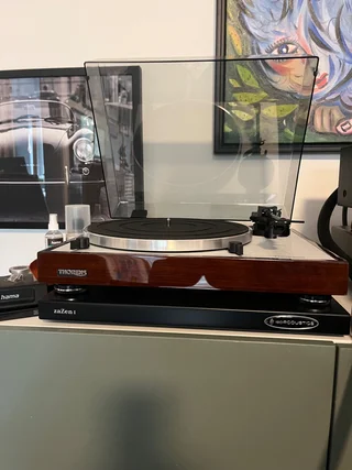 Thorens 402DD med ni nål Goldring E3