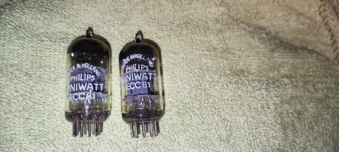 Matchat par Philips miniwatt ECC 81 D-getter Tillverkad...