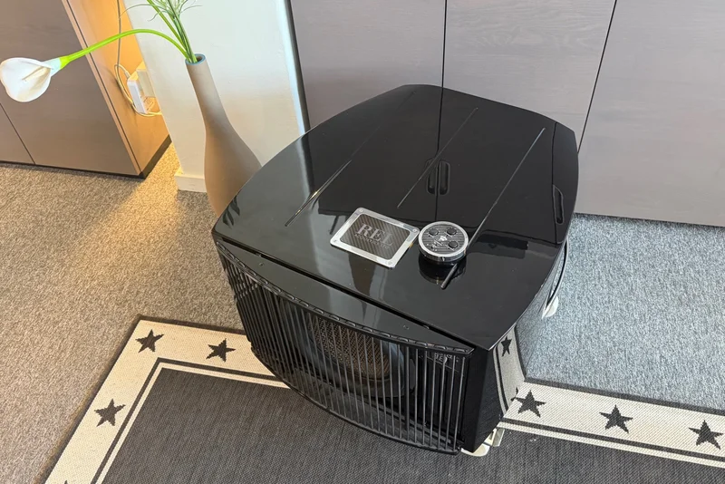 Rel Acoustics Reference Series No. 31 Subwoofer - Beg - Image 1 of 5