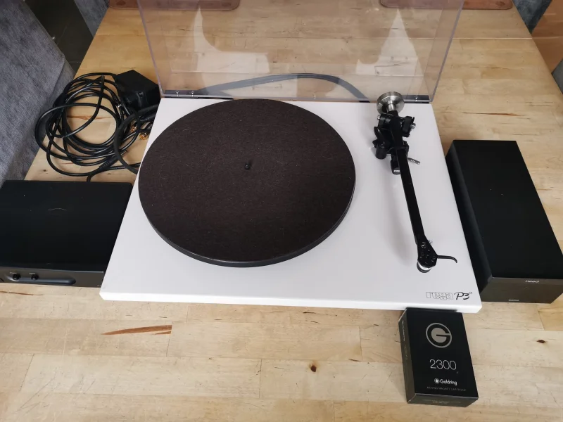 Sn&ouml;vit Rega P3 - Bild 1 av 5