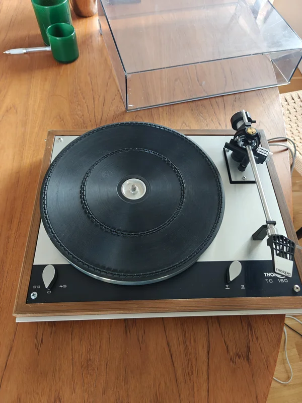 Thorens TD160 - Bild 1 av 2