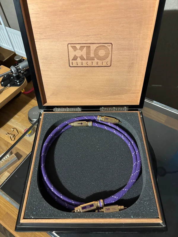 XLO Limited Edition RCA  - Bild 1 av 3
