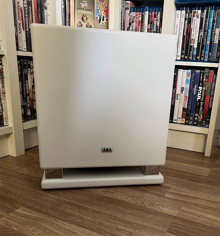 Elac Subwoffer