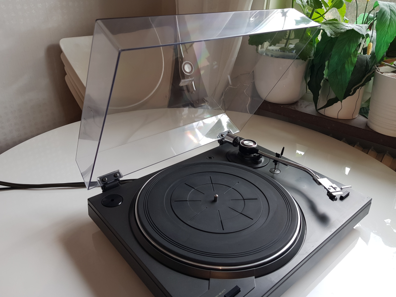 SANYO TP 1005U Semiatomatisk Skivspelare - Bild 7 av 9