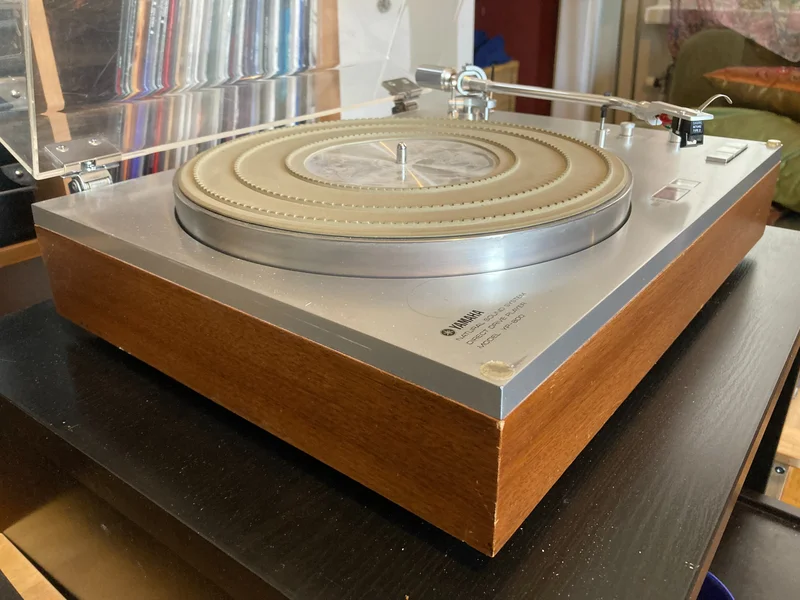 Yamaha YP-800 - Bild 4 av 7