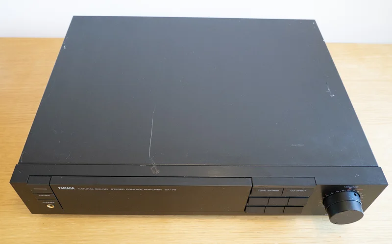 Yamaha CX-70 Stereo Control Amplifier (1988-90) - Bild 2 av 6