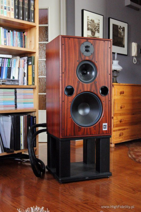 Söker Harbeth M40.x eller Tannoy Prestige (t.ex. Turnberry, Cheviot, Stirling)