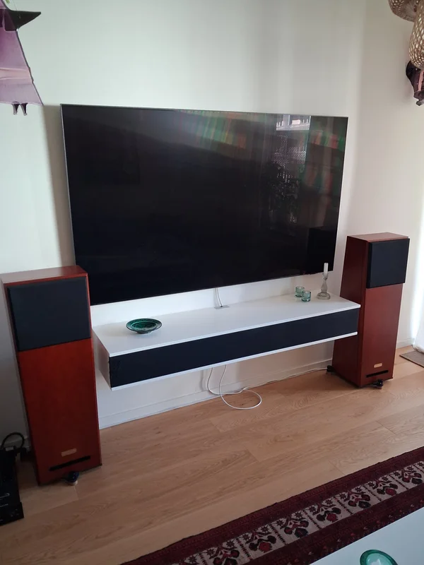 Line Magnetic LM 69 S&auml;ljes - Bild 1 av 3