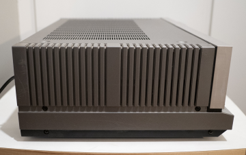 JVC JR-S201 DC Integrated Receiver (1978)