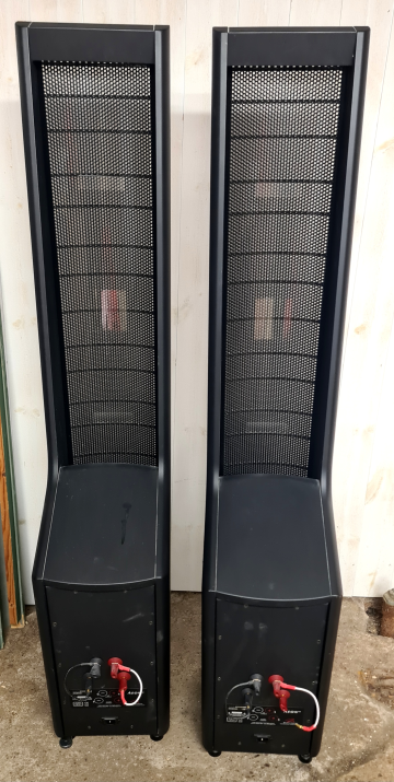 Martin Logan Aeon