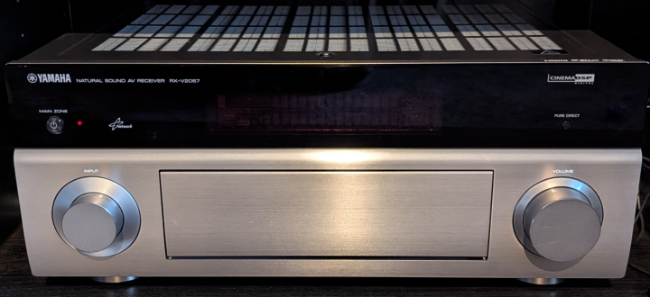 Yamaha RX-V2067