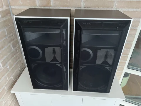 JAMO Dynamic D4. 170 Watt 3-v&auml;gsh&ouml;gtalare. Vintage.