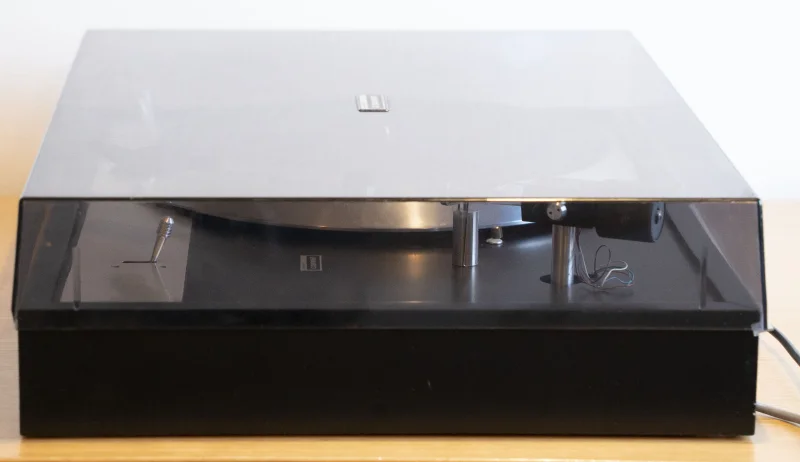 Unamco T-1 2-Speed Belt-Drive Turntable - Bild 5 av 7