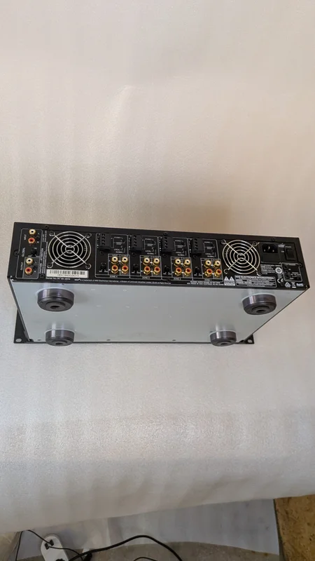 NAD CI 980 multi-channel f&ouml;rst&auml;rkare svart - Bild 4 av 8