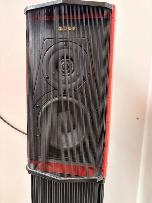 Sonus Faber Guarneri Memento &ndash; Red Violin finish &ndash; inkl. originalstativ &ndash; personlig leverans m&ouml;jlig - Bild 8 av 14