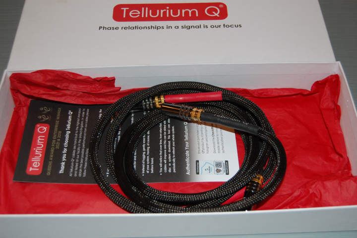 Tellurium Q Black II RCA 1 meter * Reserverad *