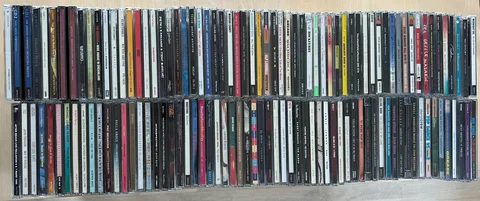 Blandade artister musik-cd skivor