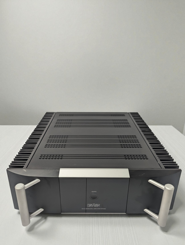 Mark Levinson No. 5302 Mark Levinson No. 5302 - Bild 2 av 4