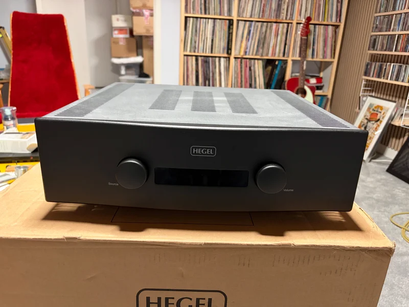 Hegel 360 - Bild 3 av 3