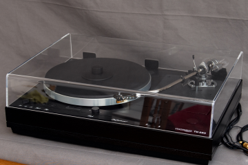Thorens TD520