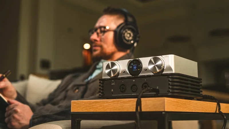 iFi Audio iDSD Phantom - H&ouml;rlursf&ouml;rst&auml;rkare/DAC med inbyggd streaming - Image 10 of 14