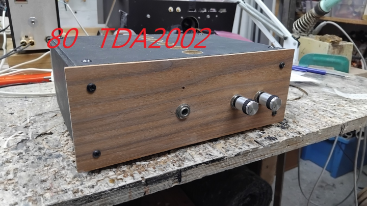 litet slutsteg TDA2002.  DIY