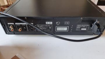 Sony CDP-XB930 