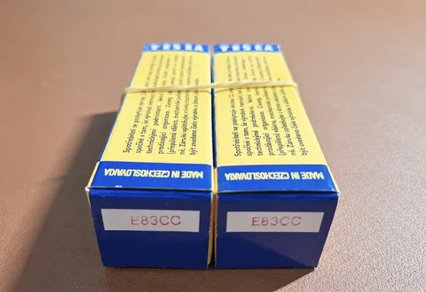 Tesla E83CC (ECC83) &ndash; matchat par &ndash; NOS &ndash; Gold Pins &ndash; Crossed Swords &ndash; januari 1975
