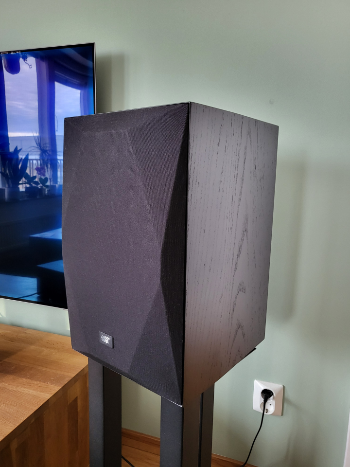 MOFI SOURCEPOINT 8 MED ORIGINAL GOLVTATIV.