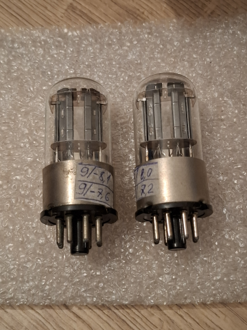 MELZ 6N8S / 6H8C / 1578 / 6SN7 METAL BASE NOS 1955/1956Rare