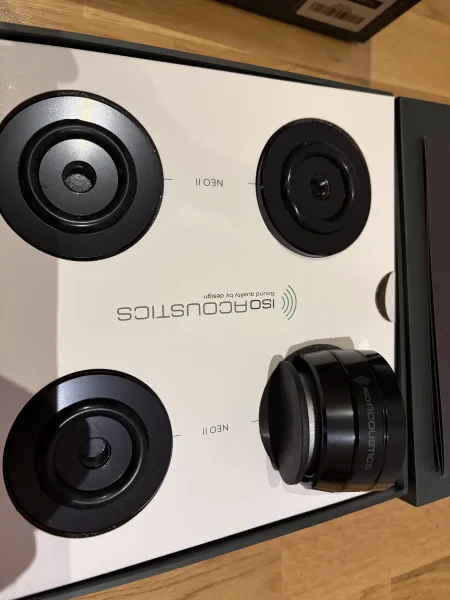 Iso Acoustics Gaia Neo 2 - Bild 1 av 2