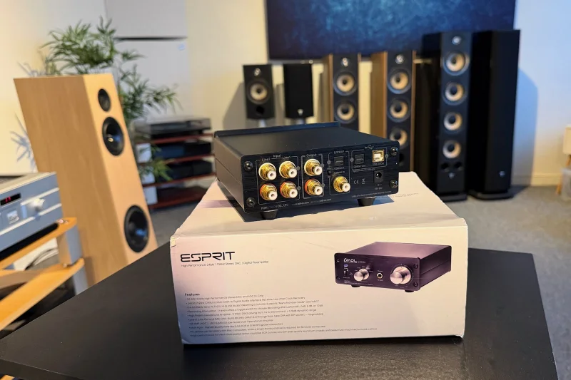 Furutech - ADL Esprit F&ouml;rsteg/H&ouml;rlursf&ouml;rst&auml;rkare med ADC/DAC Furutech - ADL Esprit F&ouml;rsteg/H&ouml;rlursf&ouml; - Bild 2 av 2