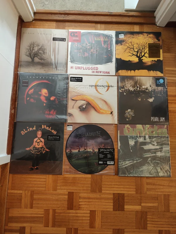 Vinylskivor s&auml;ljes i v&auml;ldigt gott skick - Bild 8 av 37