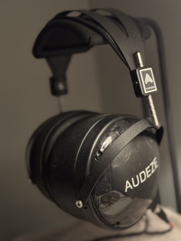 Audeze LCD2 closed back & Chord Mojo 2