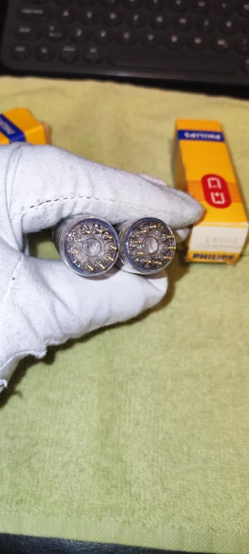 Matchat par Philips E80CC NOS fr&aring;n fabriken i Heerlen! - Bild 3 av 8