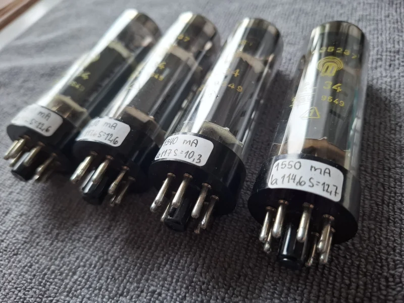 RFT EL34 6CA7 Thin Base O getter NOS Matchad kvartett RFT EL34 6CA7 Thin Base O getter NOS Matchad kvartett - Bild 4 av 8