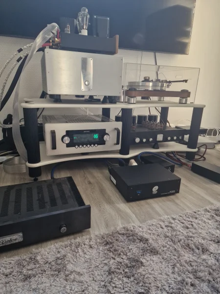 Audio Research reference 6  - Bild 1 av 1