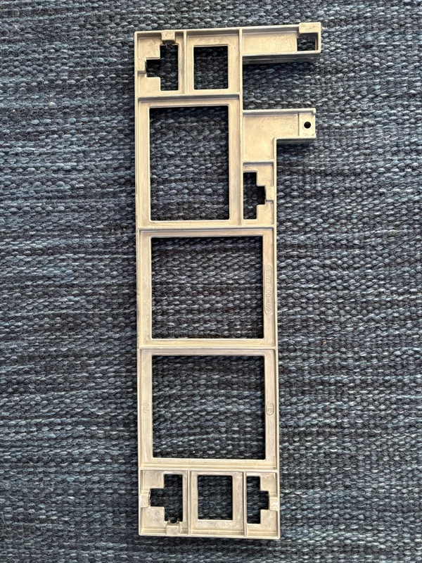 Bortsk&auml;nkes Revox A77 gavel - Bild 1 av 2