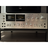 NAD - Model 200
