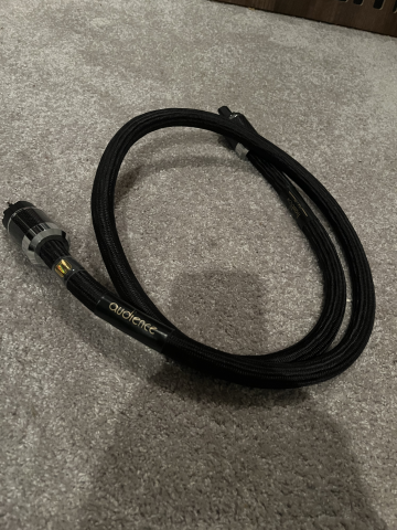 Audience FrontRow HC Power cable 1,5m  - Bild 1 av 1
