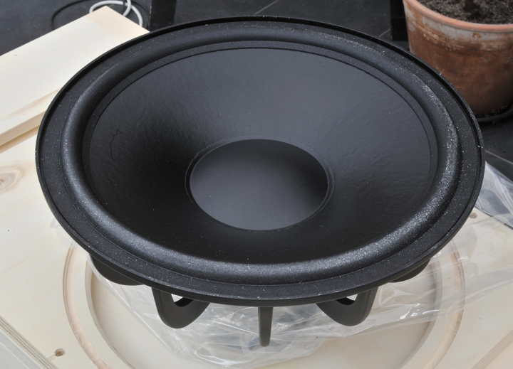 15" subwoofer och slutsteg