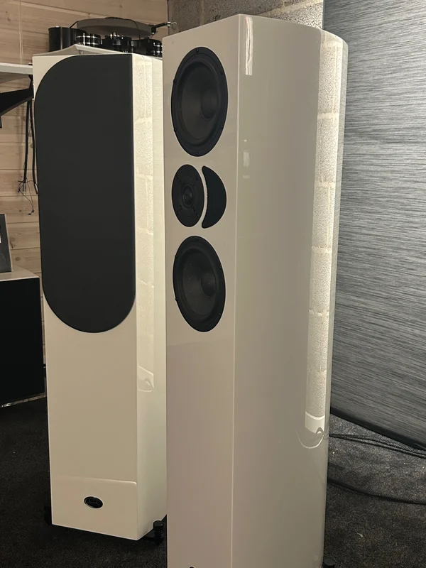 Apertura Fort&eacute;  Vit HG  - Bild 2 av 4