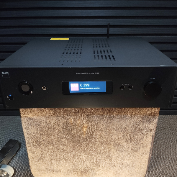 NAD C399 m fjärr NAD C399 m fjärr - Bild 1 av 3