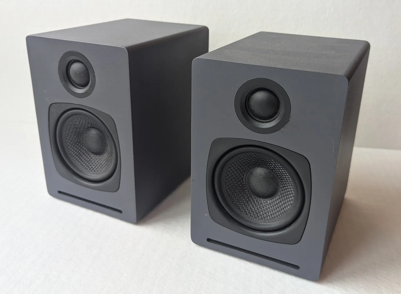Audioengine A1 Aktiva Bluetooth-högtalare (grå, par)